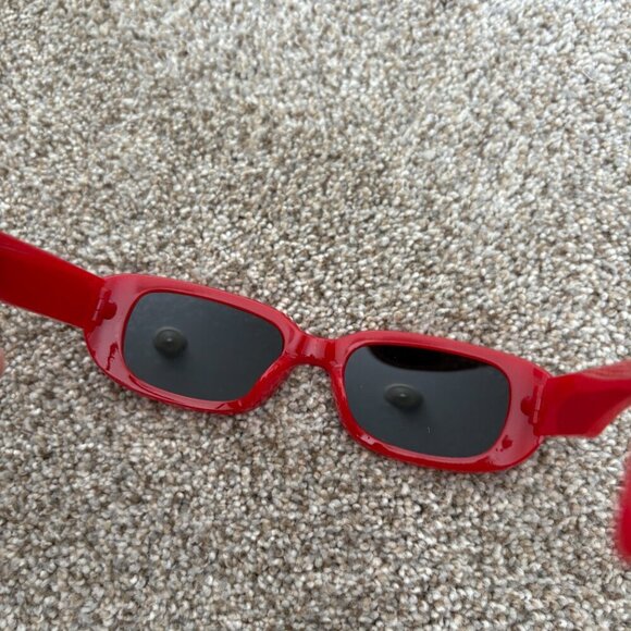 Square Frame Red Sunglasses Square Y2K Bold Trendy Festival - Picture 8 of 9